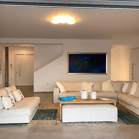 Villa Oneiro Exclusive Escape With Private Pontoon & Luxe Amenities ヴィラ