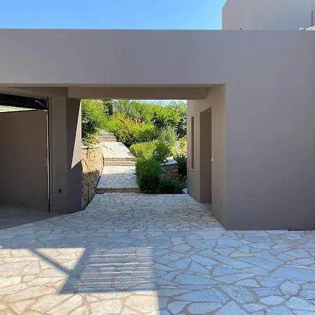 Dreamscape Oneiro - Your Gateway To Seaside