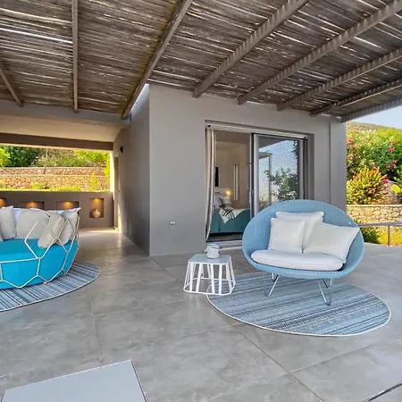 Villa Oneiro Exclusive Escape With Private Pontoon & Luxe Amenities ヴィラ *