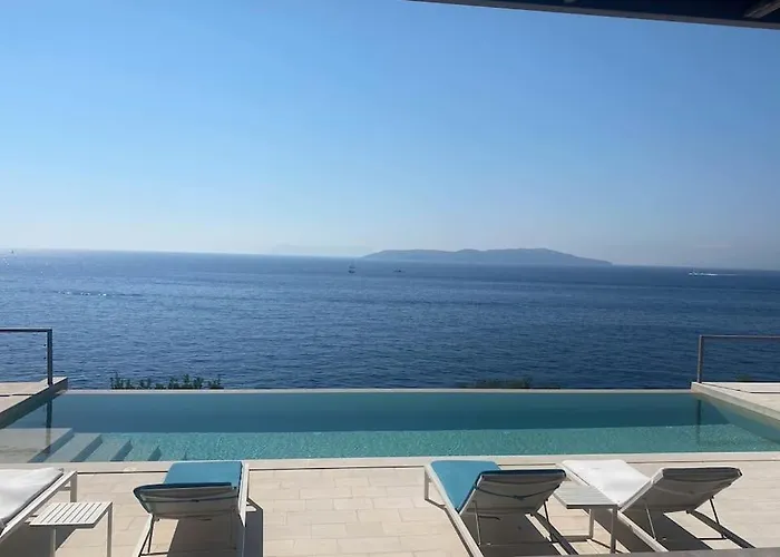 Dreamscape Oneiro - Your Gateway To Seaside