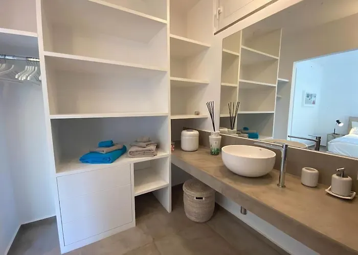 Villa Dreamscape Oneiro - Your Gateway To Seaside *