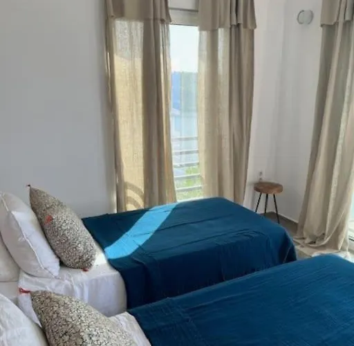 Dreamscape Oneiro - Your Gateway To Seaside Villa *