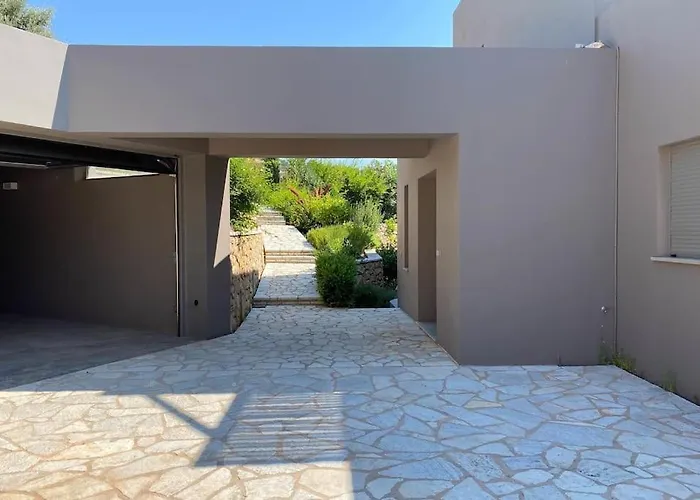 Dreamscape Oneiro - Your Gateway To Seaside